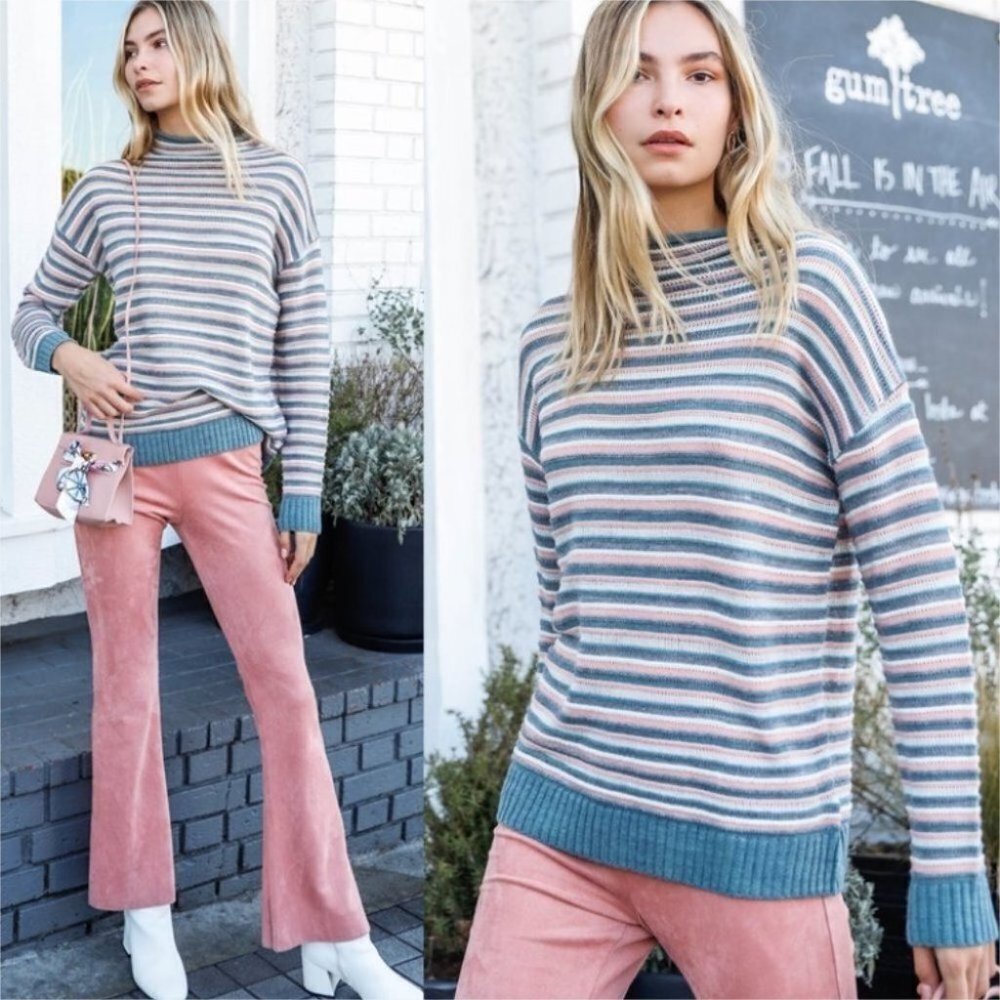 CASUAL DOLLZ Multi Color Woolen Striped Turtle Nec